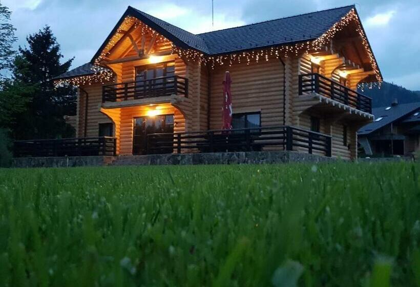 فندق Casa Pădurarului