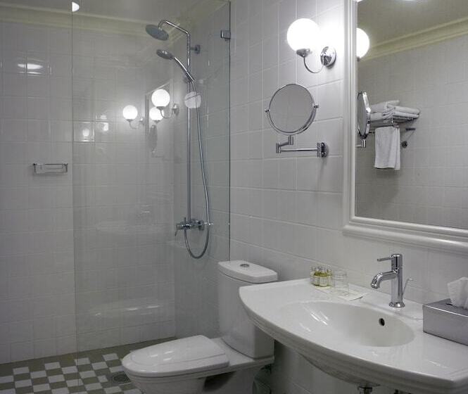 בית מלון כפרי Hirvihaaran Kartano