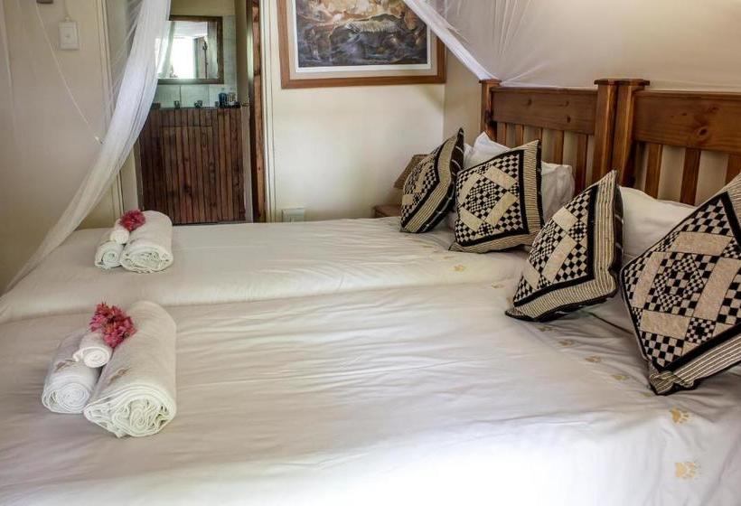 فندق Nsele Safari Lodge