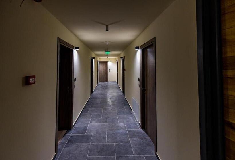 膳宿费 Casa Iustin