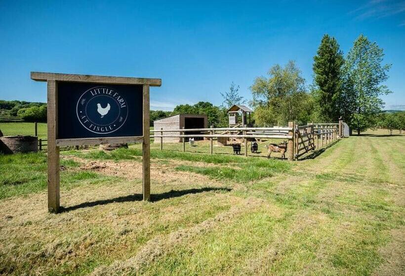 אתר נופש Fingle Glen Lodges