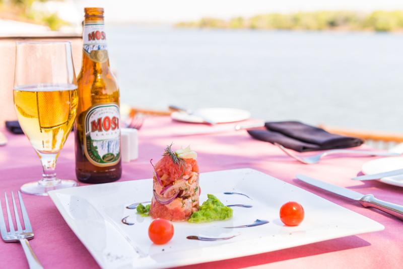 هتل The David Livingstone Safari Lodge & Spa