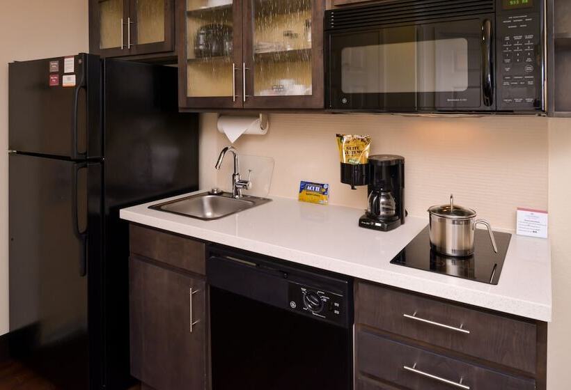 فندق Candlewood Suites Bloomington, An Ihg