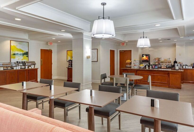 酒店 Comfort Inn & Suites