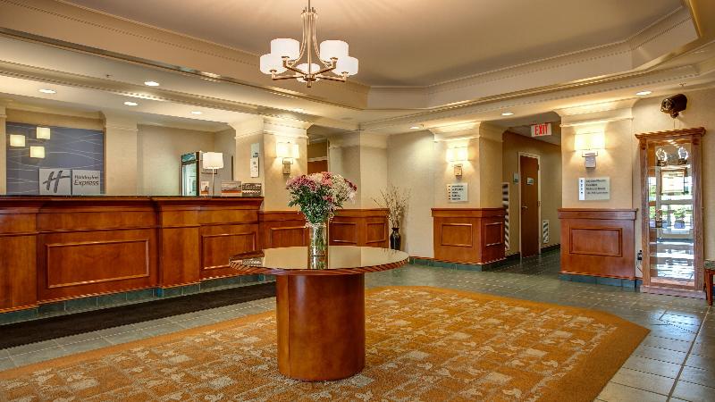 酒店 Comfort Inn & Suites