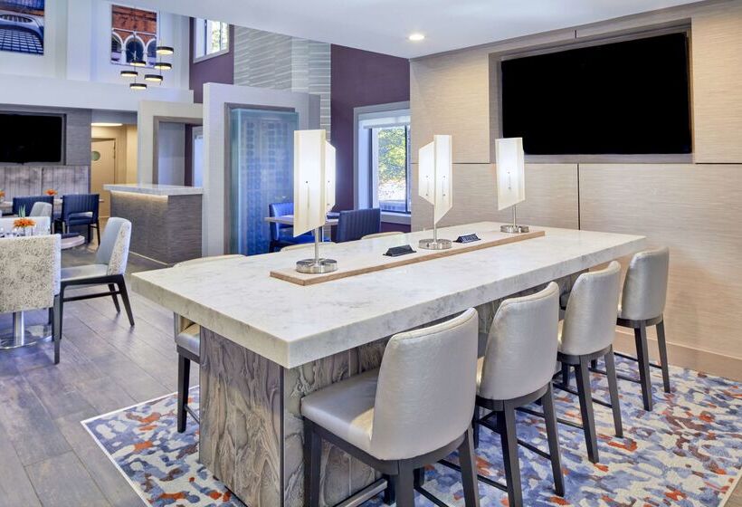 فندق Doubletree By Hilton Atlanta  Alpharetta