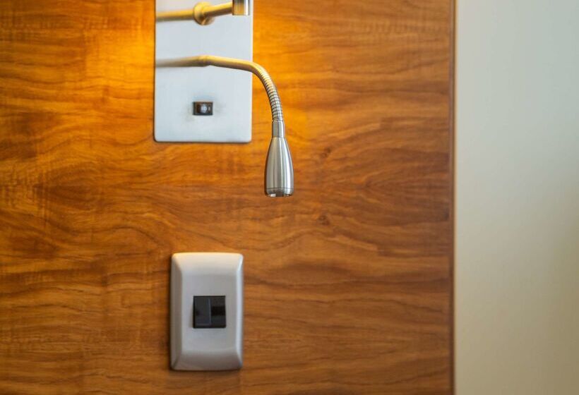 호텔 Doubletree By Hilton Cape Town Upper Eastside