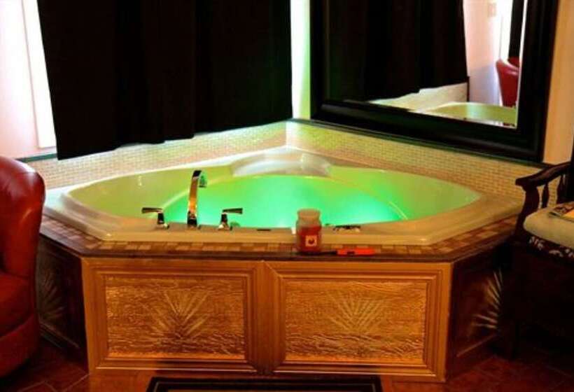 ホテル Echo Canyon Spa Resort