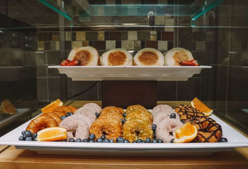 فندق Embassy Suites Lubbock