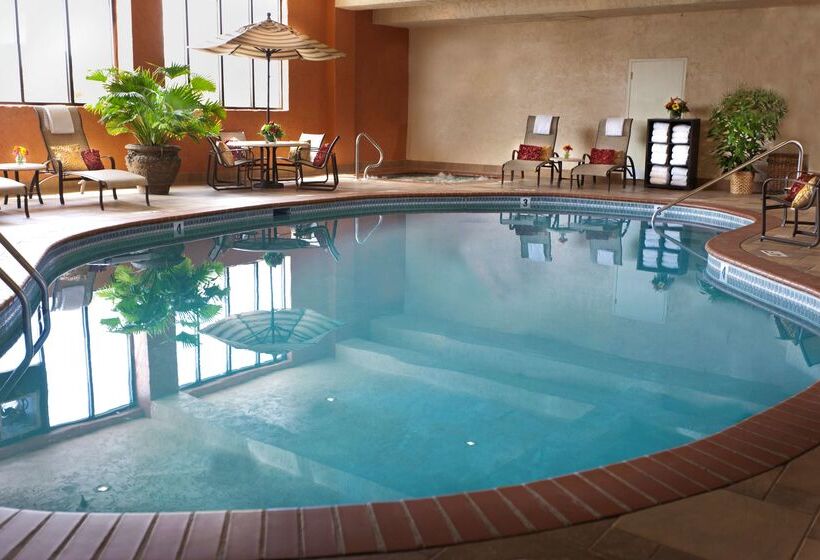 فندق Embassy Suites Lubbock