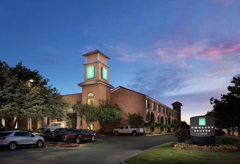 فندق Embassy Suites Lubbock