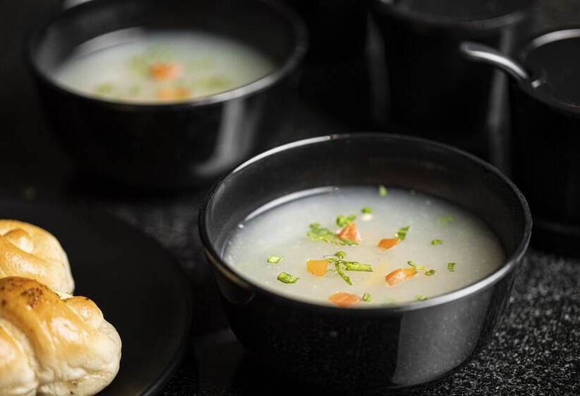 فندق Ginger  Surat