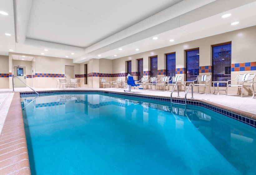 هتل Hampton Inn Suites Minneapolis St Paul Arpt Mall Of America