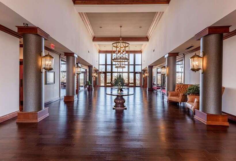 فندق Hilton Branson Convention Center