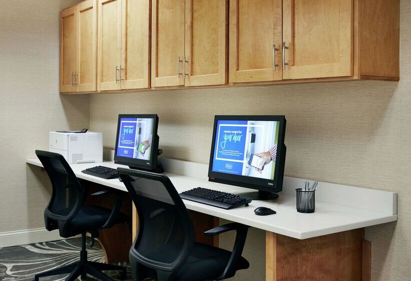 בית מלון כפרי Hilton Garden Inn Allentown West