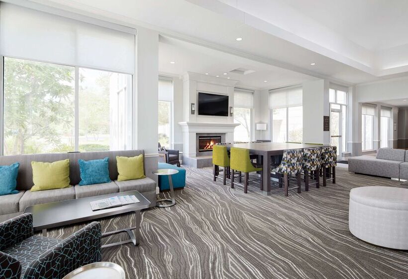 בית מלון כפרי Hilton Garden Inn Allentown West