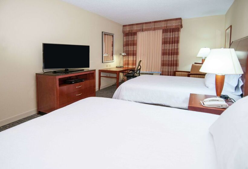 فندق Hilton Garden Inn Jackson Pearl