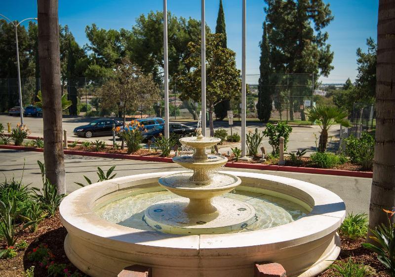 בית מלון כפרי Hilton Garden Inn Los Angeles Montebello