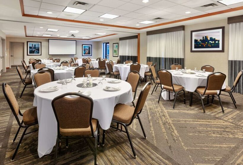 ホテル Hilton Garden Inn Minneapolis   Maple Grove