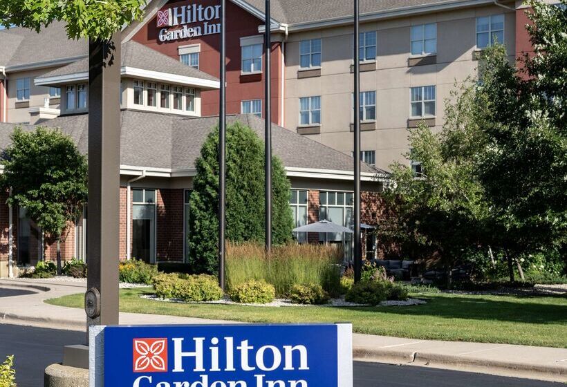 هتل Hilton Garden Inn Rockford
