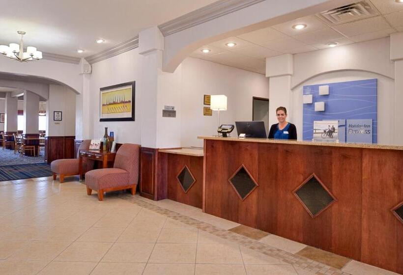 فندق Holiday Inn Express & Suites Alamosa, An Ihg