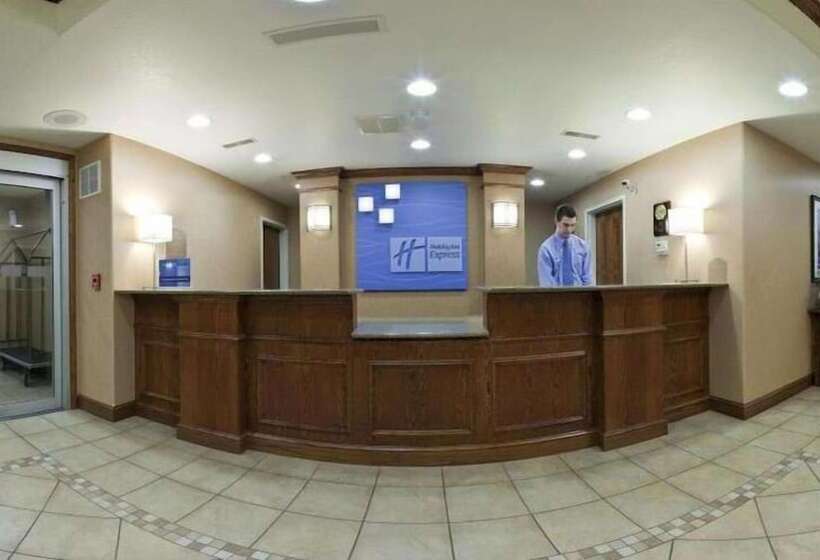 Holiday Inn Express Hotel & Suites Brookings, An Ihg