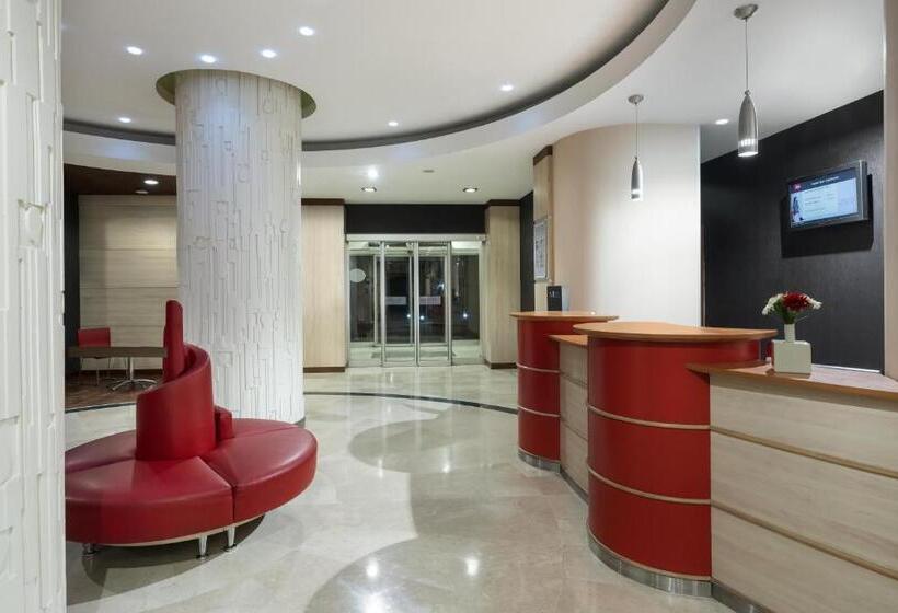 בית מלון כפרי Ibis Eskisehir