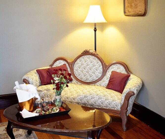 호텔 Iron Horse Inn