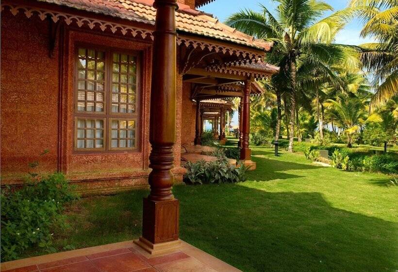 فندق Lakesong Kumarakom