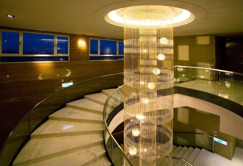 هتل Sheraton Taoyuan