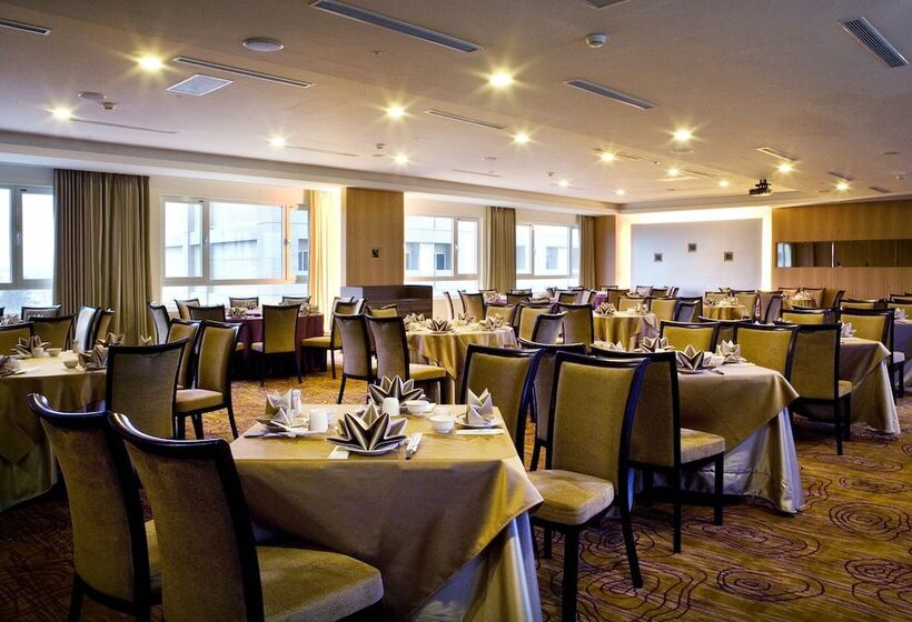 هتل Sheraton Taoyuan