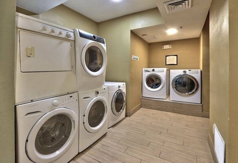 בית מלון כפרי Staybridge Suites Albuquerque North, An Ihg