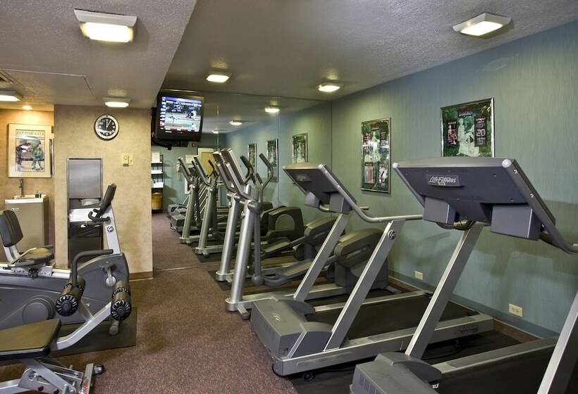 فندق The University Of Georgia Center For Continuing Education &