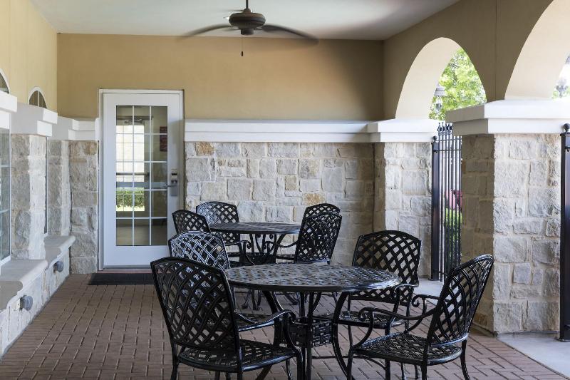 Отель Towneplace Suites Fort Worth Downtown