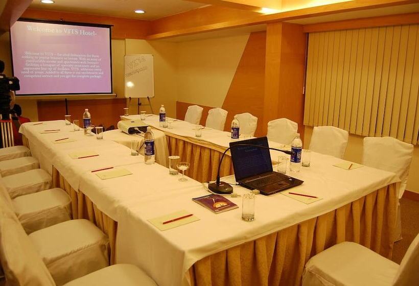 בית מלון כפרי Vits Sharanam Thane