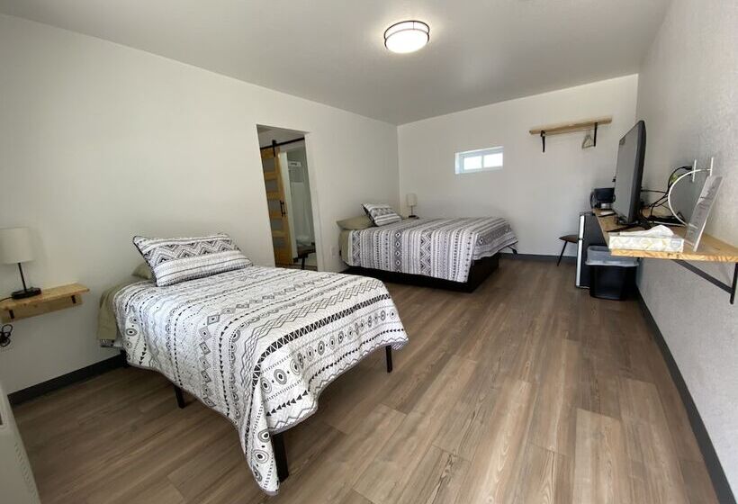 The Sage Motel