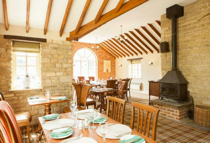 فندق صغير The Woodhouse Arms