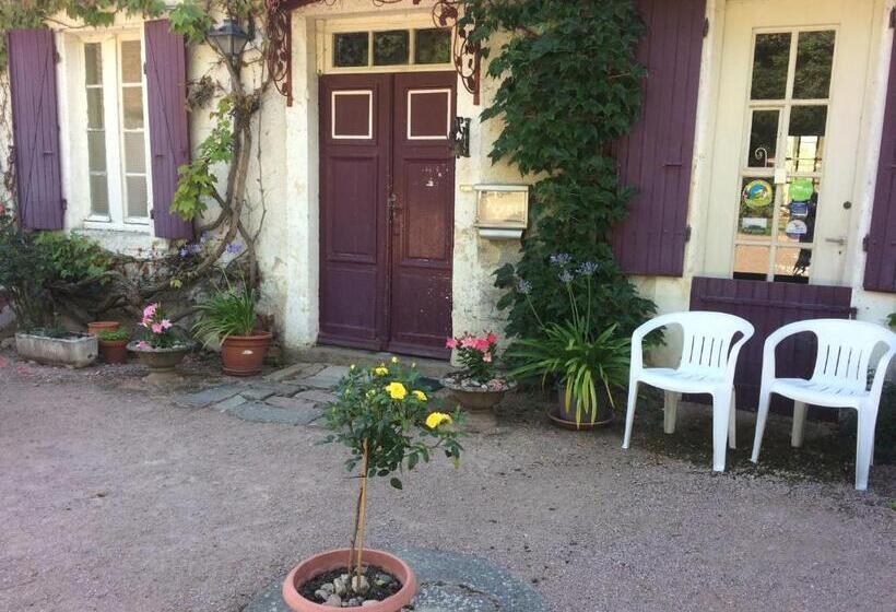 住宿加早餐  Chambres D Hôtes Et Roulotte Au Bonheur Du Parc