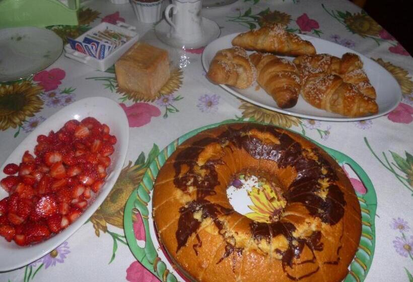 مبيت وإفطار La Zavirna