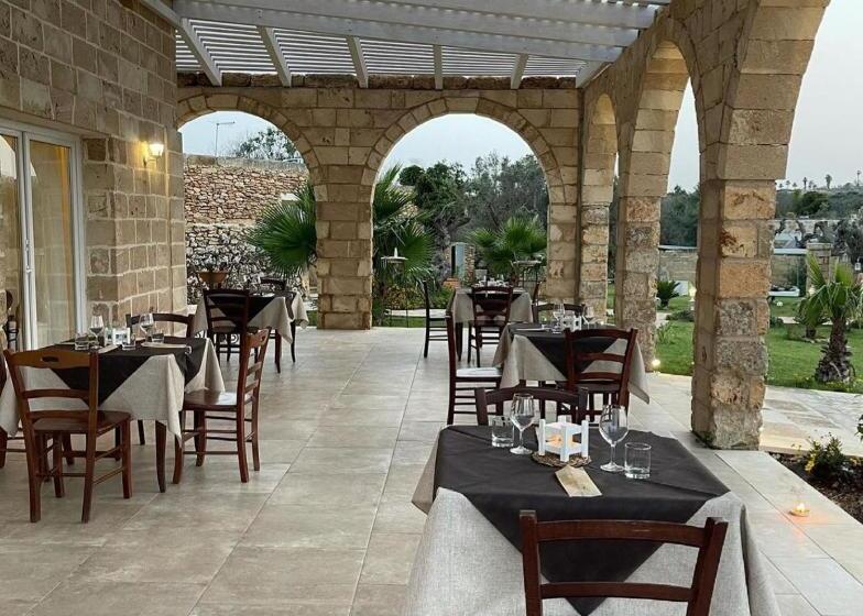 فندق Giardini Di Marzo