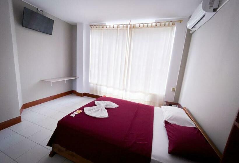 بنسيون Hostal Casa Blanca