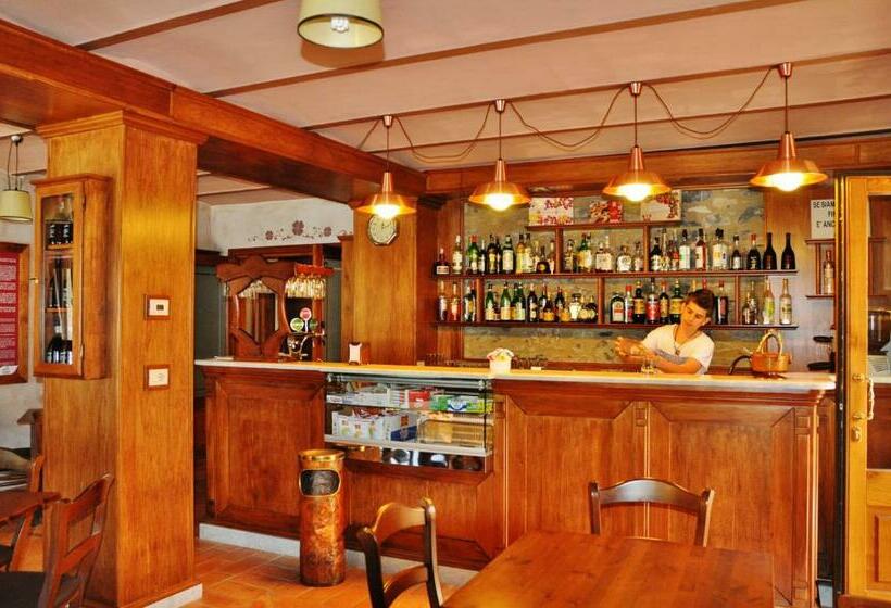 فندق Albergo Miramonti