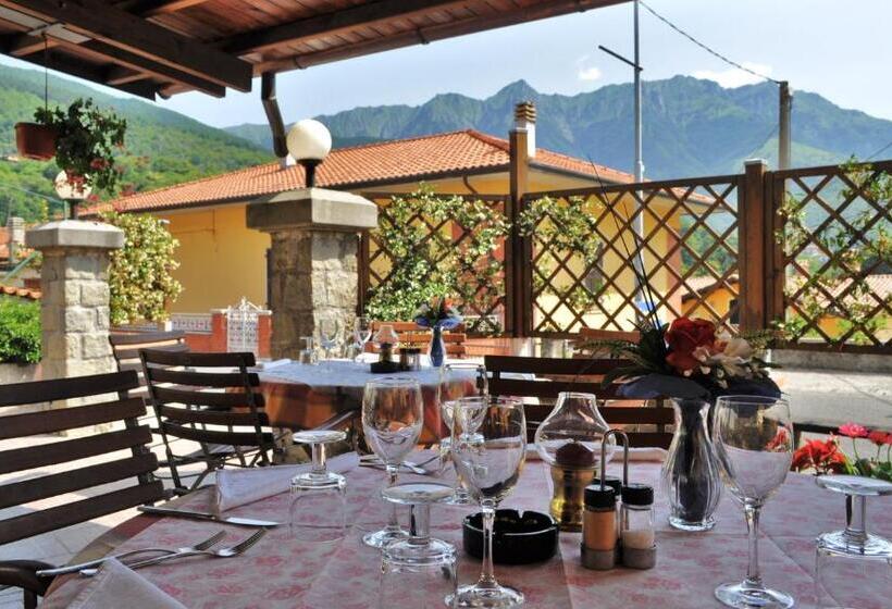 فندق Albergo Miramonti