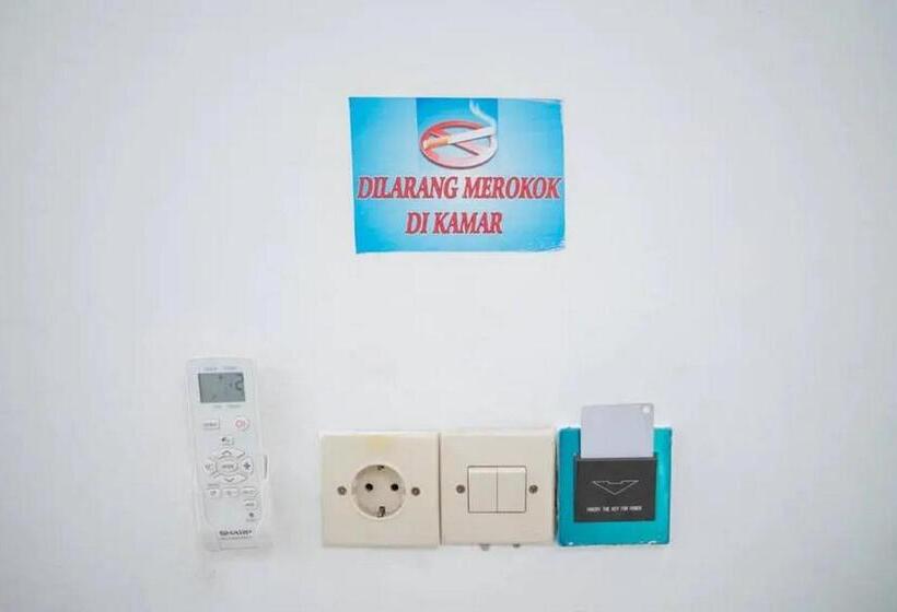 هتل Reddoorz Syariah Near Syamsudin Noor Airport 4