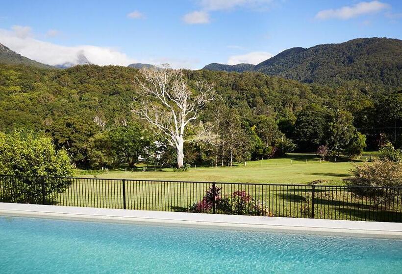 민박 A View Of Mount Warning