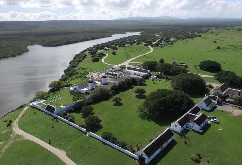 منتجع De Hoop Collection   Campsite Rondawels