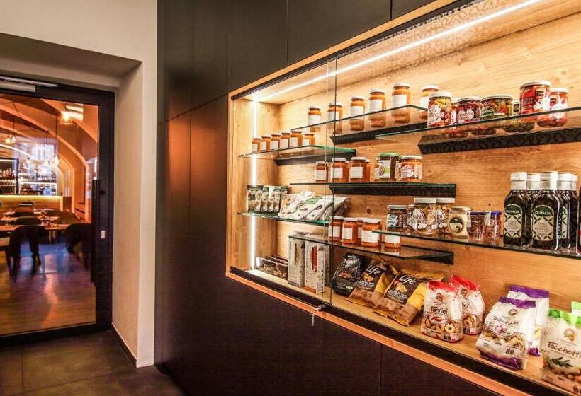 هتل Mariel Znojmo