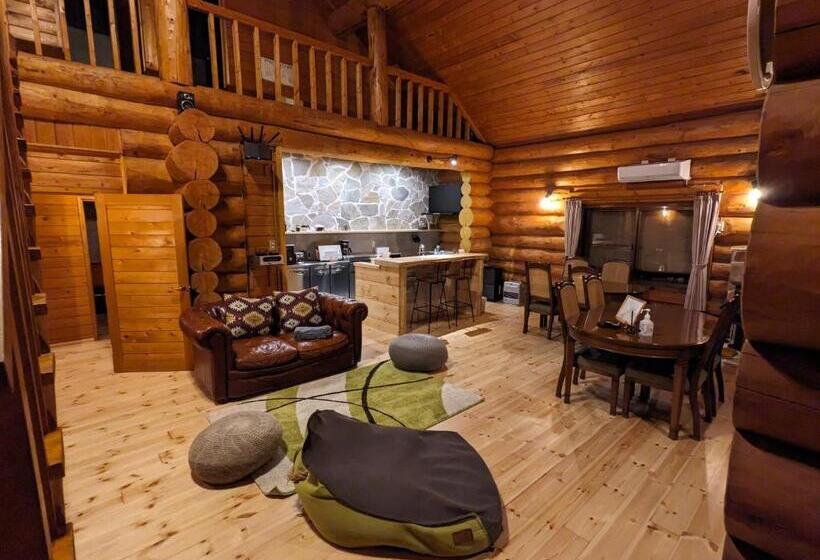 펜션 Log Cabin Rentals & Finland Sauna Step House