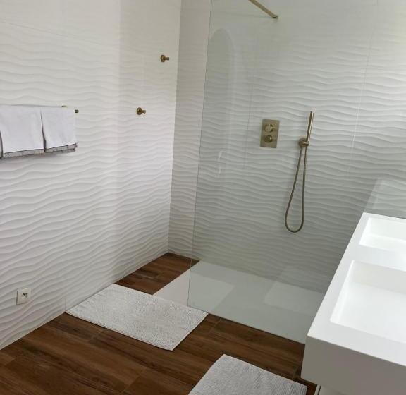 ベッドアンドブレックファースト Chambres D Hôtes Villa La Louisiane