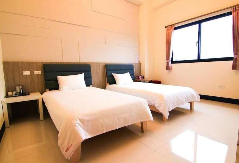 تختخواب و صبحانه Police House